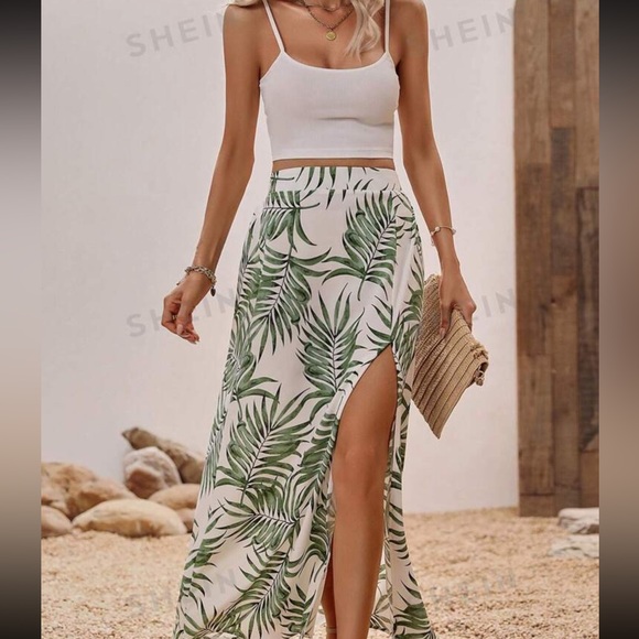 SHEIN Dresses & Skirts - SHEIN Women’s Solid Cami Top and Tropical Split Skirt